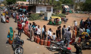 India Faces Growth Risks as Iran War Widens Deficit Concerns