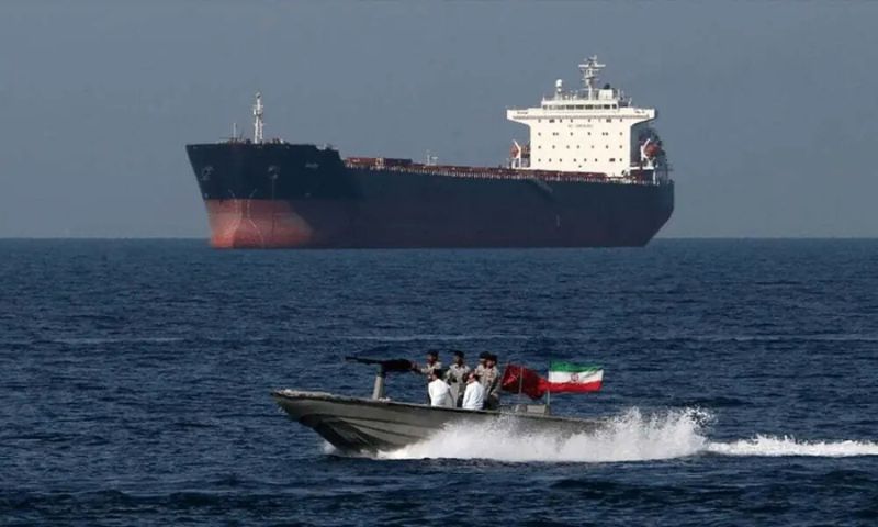 Pakistan, Oil Tanker, Strait of Hormuz, Arabian Gulf, Shipping, Iran War, Global Oil Trade, Energy Security, Maritime Routes,