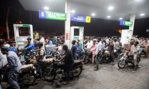 Pakistan Raises Petroleum Prices amid Growing Global Energy Crisis