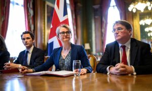 40 Countries Discuss Reopening Strait of Hormuz After Iran Blockade: UK