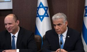 Two Former Israel PMs Unite to Challenge Netanyahu in Elections