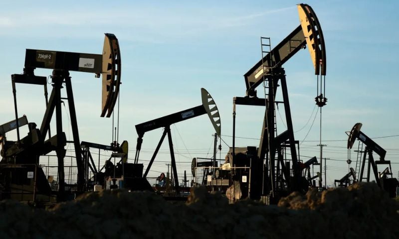 Oil Prices Surge Above $110 on Strait of Hormuz Stalemate