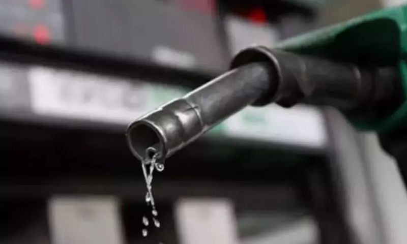 Global Oil Prices Surge, Stock Markets Slip Ahead of Trump Deadline for Iran