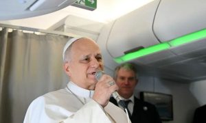 Pope Leo Downplays Feud With Trump, Says ‘Not in My Interest’ to Debate Him