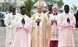 Pope Leo Urges 'Hope' at Mass Attended by 100,000 in Angola