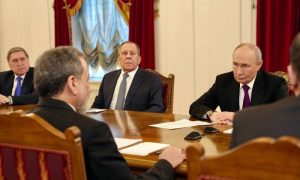 Iranian Foreign Minister Meets Russian President Putin
