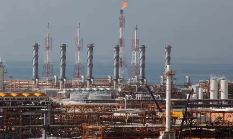 Israel Strikes Iran’s Largest South Pars Petrochemical Plant