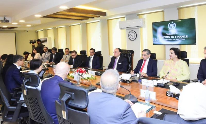 Asian Infrastructure Bank Backs Pakistan’s Panda Bond Spending