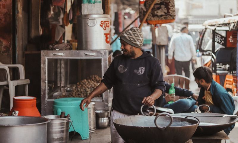 India 1 4