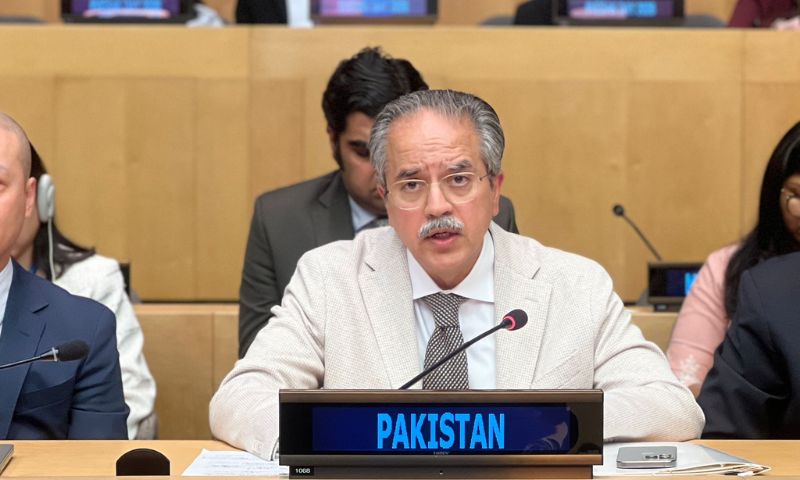 Pakistan 3 4