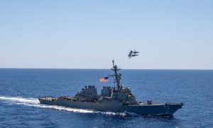 US Destroyers Enter Gulf as Part of Ship Escort Mission in Hormuz: US Military