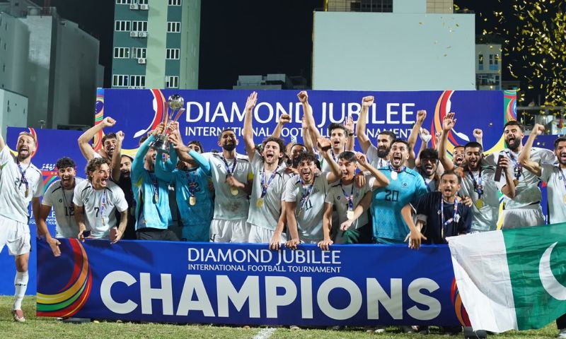 Pak football canva