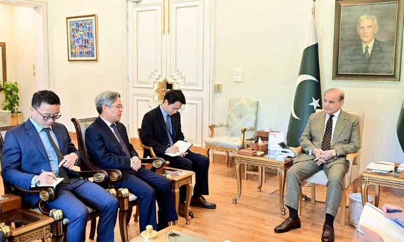 Pakistan 27