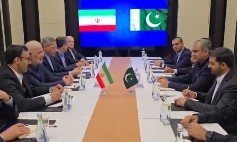 Pakistan 33