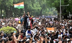 India Student Protests Intensify Pressure on Modi Govt Amid Police Violence