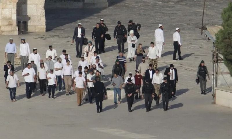 Around 1,300 Israeli Settlers Storm Al-Aqsa Mosque Compound Amid Rising Tensions