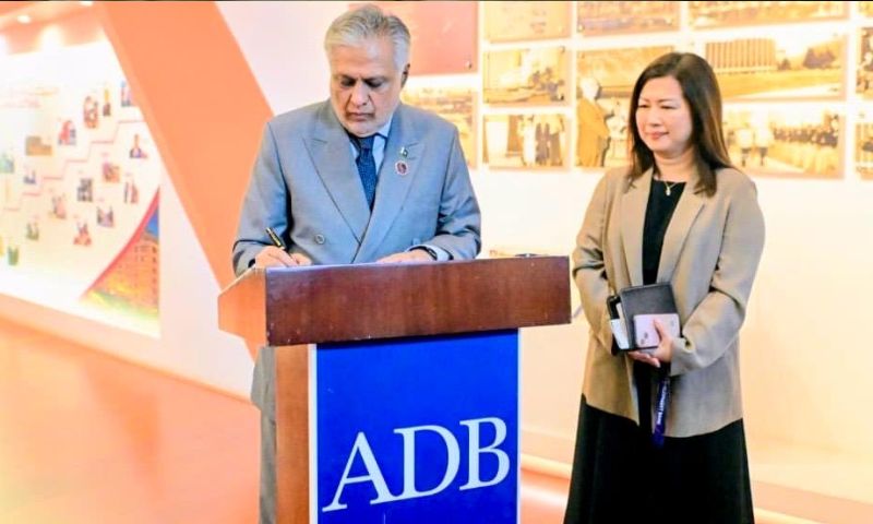 Pakistan, EU Stress Diplomacy to End US-Iran Conflict 