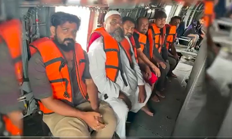 Pakistan Navy Rescues All 20 Crew Members from Sinking Cargo Vessel off Ormara