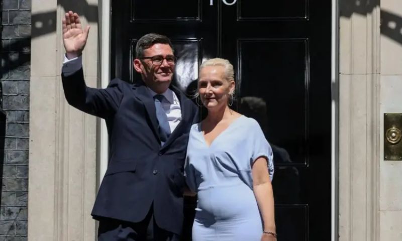 Andy Burnham Becomes New UK Prime Minister