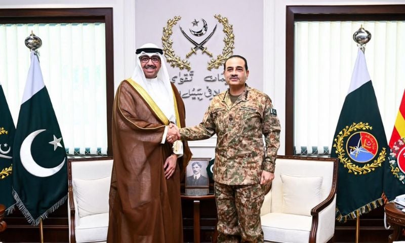 Pakistan, Kuwait Reaffirm Commitment to Expand Defence Cooperation