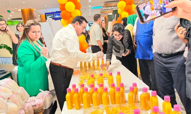 Pakistan Brings the King of Fruits to Tehran with First Mango Festival