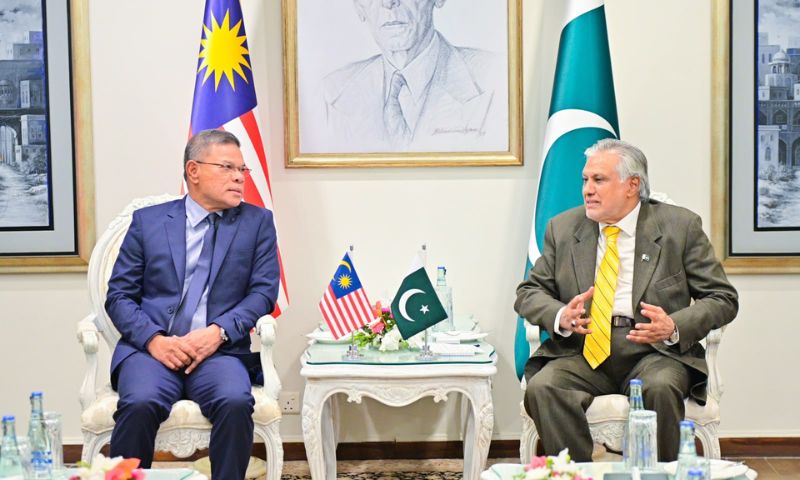 Pakistan PM Sharif, Malaysian Counterpart Discuss Regional Developments