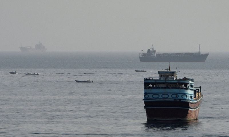 Trump Signals Imminent Strait of Hormuz Deal as Iran and Oman Finalise Route