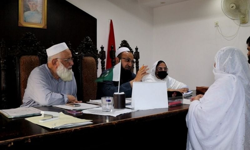 Can Community Justice Ease Pakistan’s 2.2 Million-Case Court Backlog?