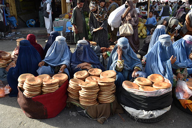 Afghan women 