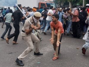 India's 'Cockroach' Movement Another Protest in Fresh Challenge to Modi's Govt