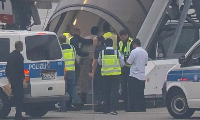 Germany Deports 13 Afghan Nationals Convicted of Crimes