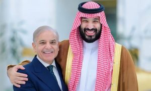 Pakistan Prime Minister Facilitates Saudi Leadership on National Day