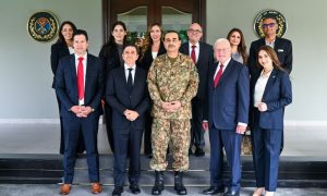 Pakistan, US Discuss Cooperation in Defence Procurement and Production