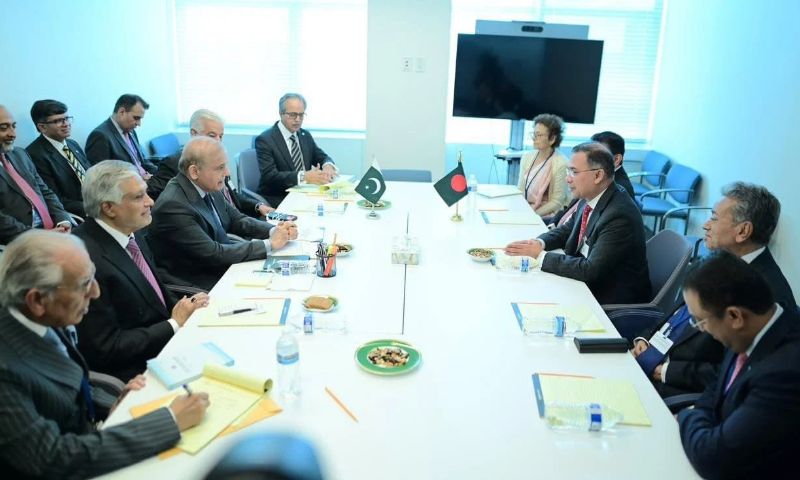 Pakistan, Bangladesh Pledge to Strengthen Cooperation in Trade, Investment, Connectivity