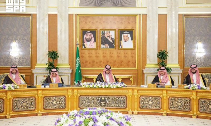 Saudi Cabinet Condemns Houthi Attacks on Kingdom