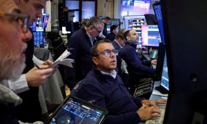 European Stocks Fall as Unrest in France Fuels Debt Concerns
