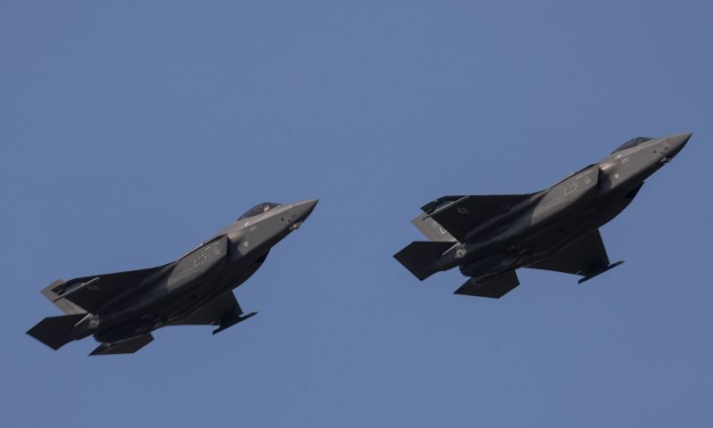 F 35
