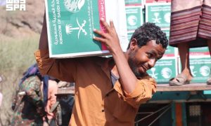 Saudi Aid Agency Provides Water, Food and Shelter Aid to Displaced Families in Yemen, Sudan