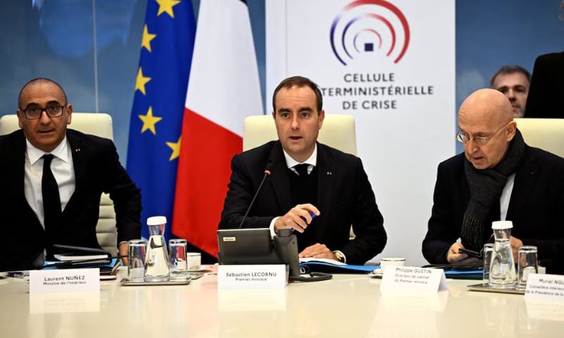 French PM Calls for Partial Curfews After 'Violent' Protests