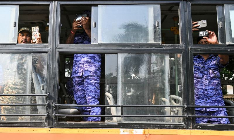 How Indian Youth Stay Connected During Internet Shutdowns
