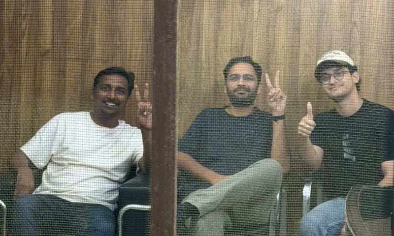 India Extends Detention of Top 'Cockroach' Movement Leaders