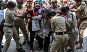 Indian Police Detain Thousands at 'Cockroach' Movement Protest in New Delhi