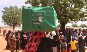 KSrelief Distributes Shelter Kits in Sudan