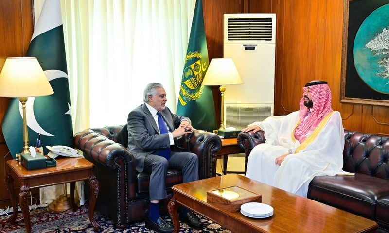 Pakistan PM Reaffirms Support for Saudi Arabia’s Security and Sovereignty