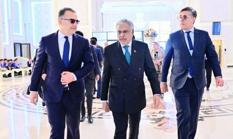 Pakistan Deputy PM Arrives in Tajikistan to Attend High-Level SCO Meeting