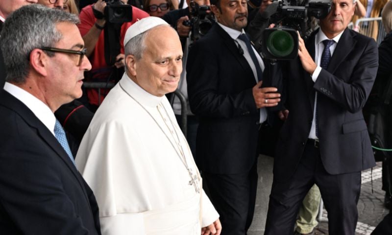 Pope Leo Returns to Vatican After Cancer Surgery