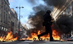 Tear Gas, Clashes Erupt in French Cities During Cost-of-Living Protests