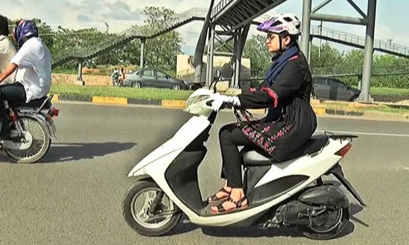 scooty canva